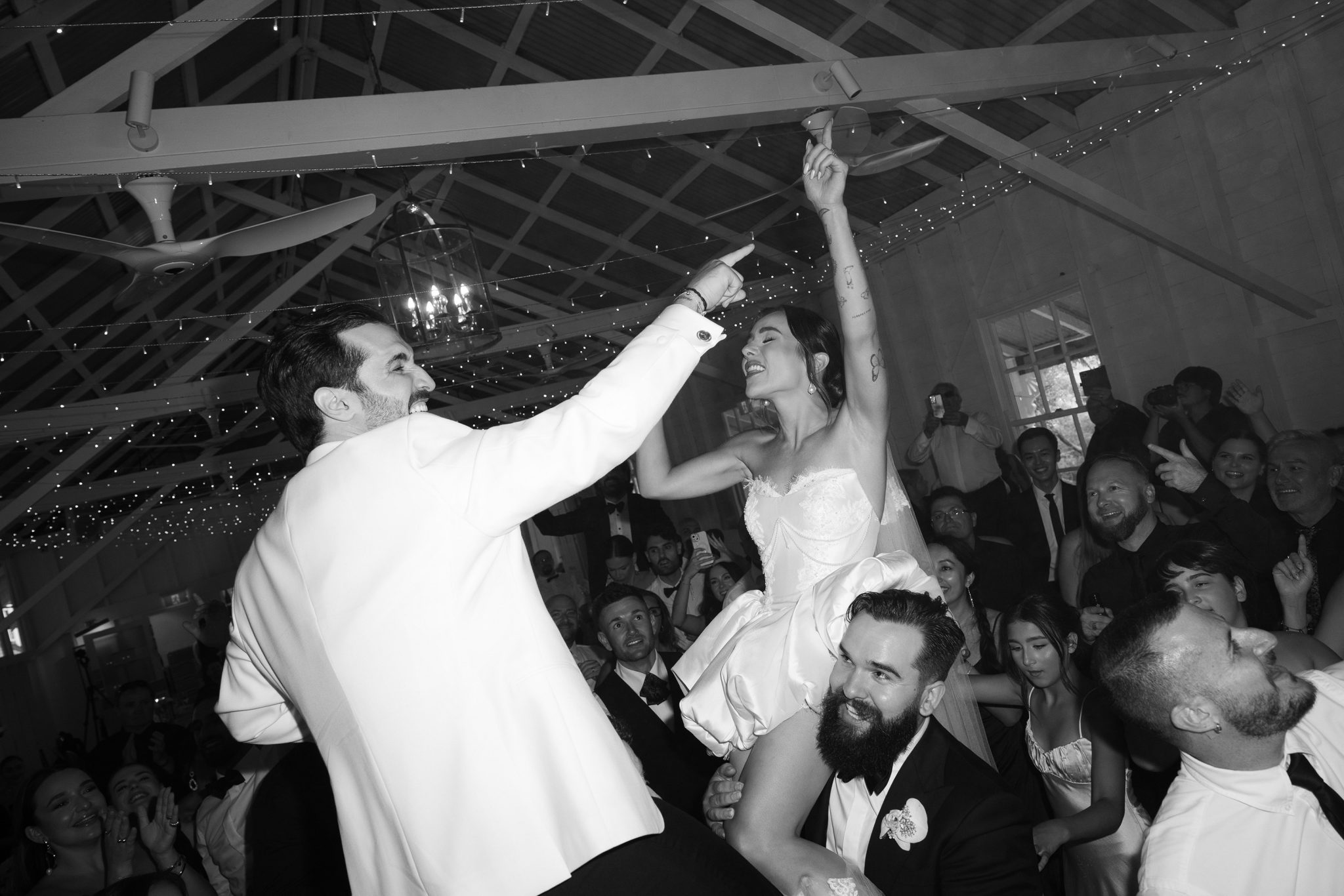 VogaWeddings_SydneyWeddingPhotographer_AtholHall_MadeleineNicholas-124-opti