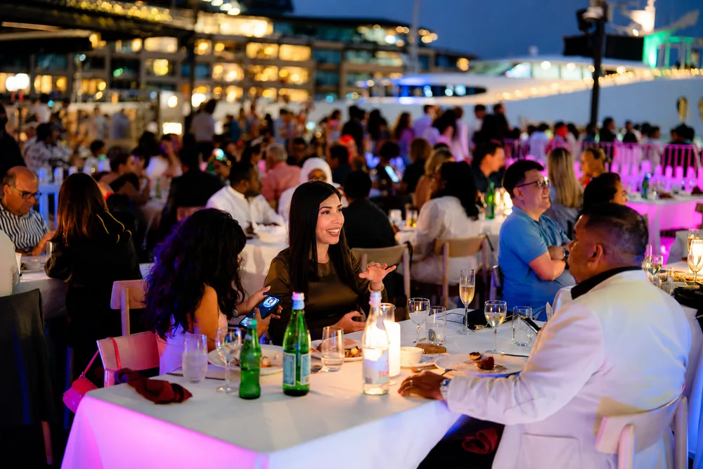 harbourfront-outdoor-terrace-4